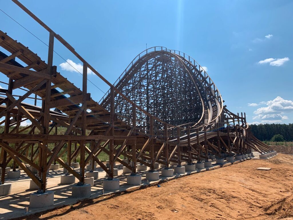 Skyline_Attractions_Wood_Coaster_Design_Majaland_Kownaty_Werewolf_03