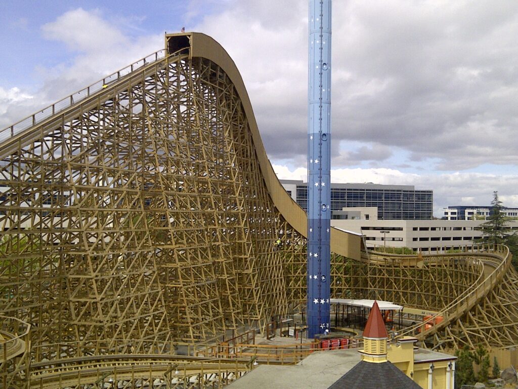 Gold Striker